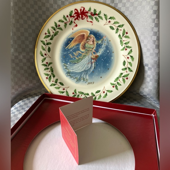 Lenox Holiday Angel Collector Plate 2003 Edition 10.5” - Picture 6 of 11